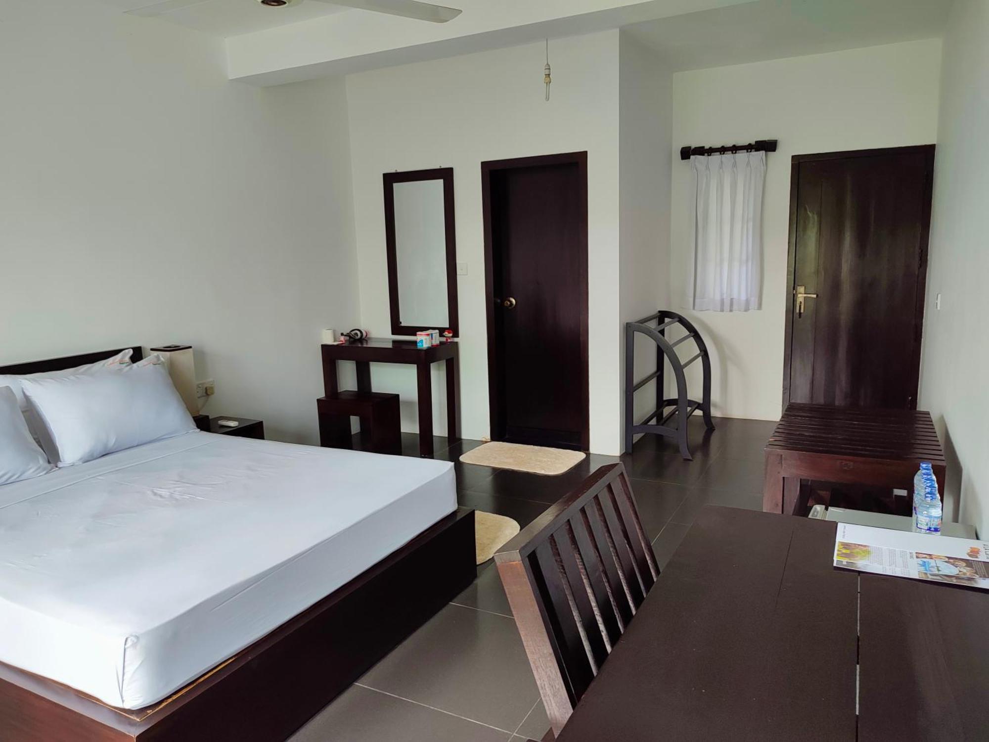 Lakmini Lodge Sigirija Zewnętrze zdjęcie