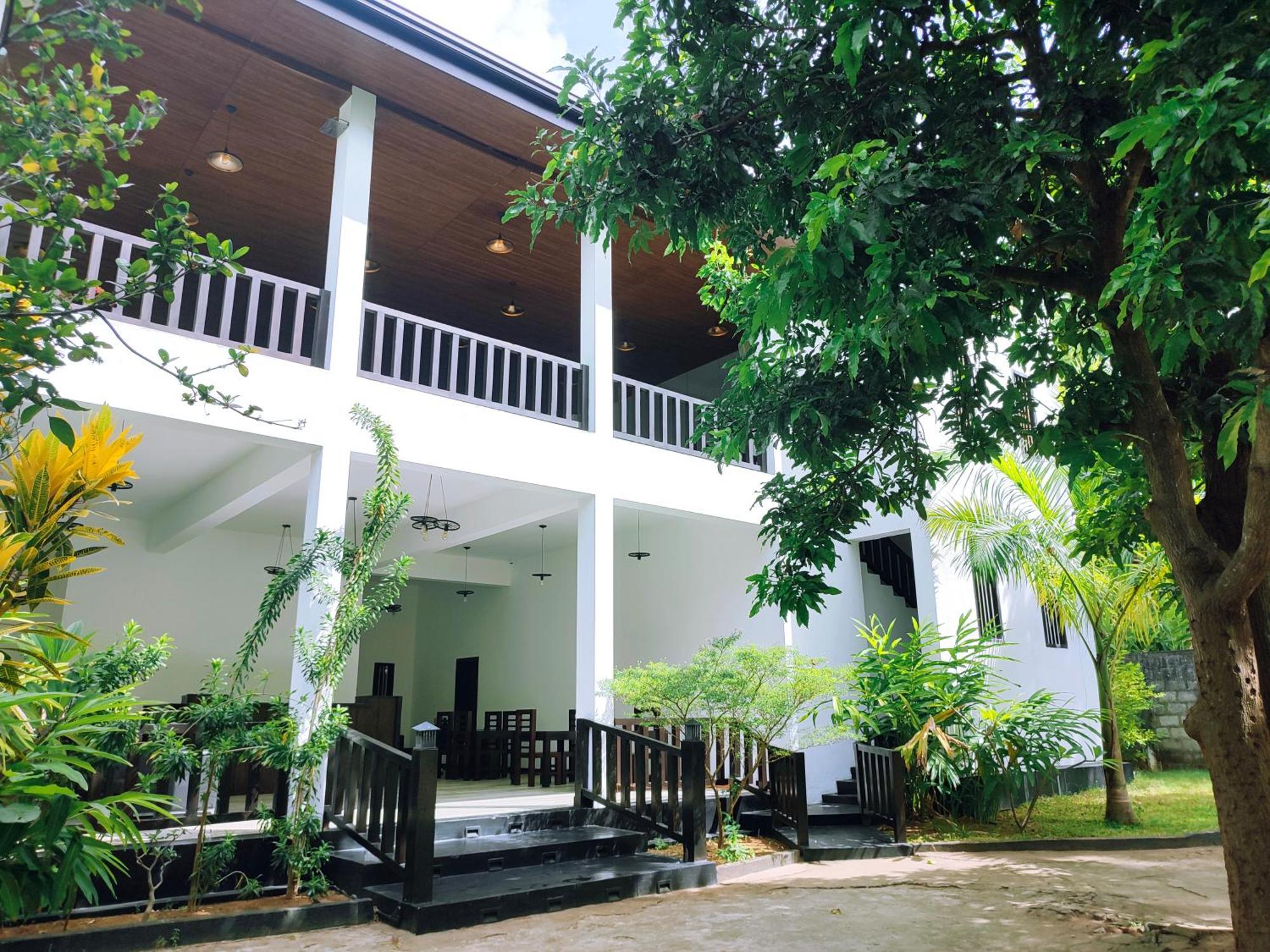Lakmini Lodge Sigirija Zewnętrze zdjęcie
